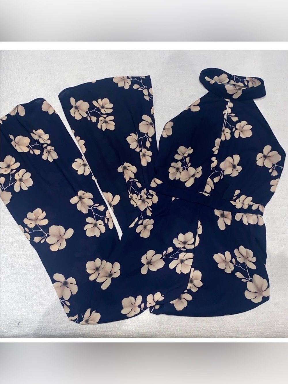 🌼 Sienna Sky Halter Wide Leg Jumpsuit Navy Floral Size Small